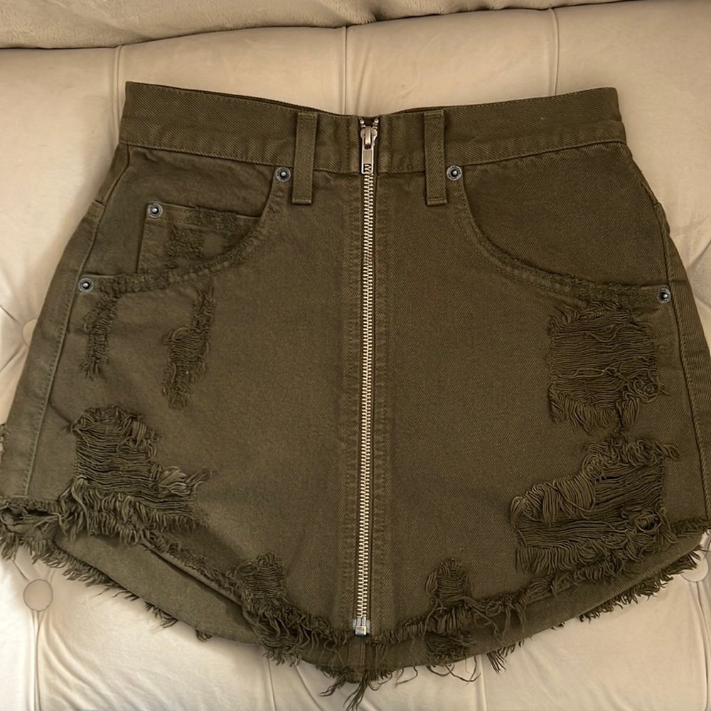 Carmar Zipper Skirt
